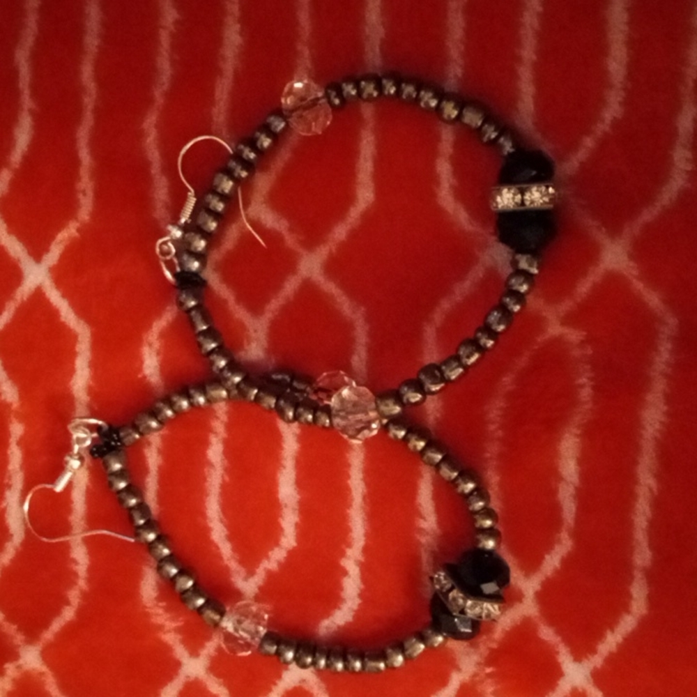 Handmade Silver, Clear, Black and rhinestone glass beaded earrings.